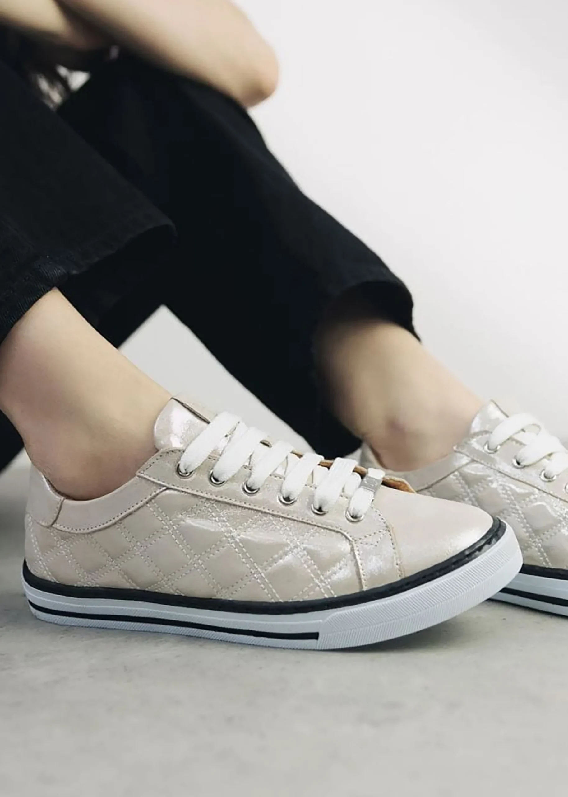 Arzon Diamond Quilted Stone Metallic Leather Trainers