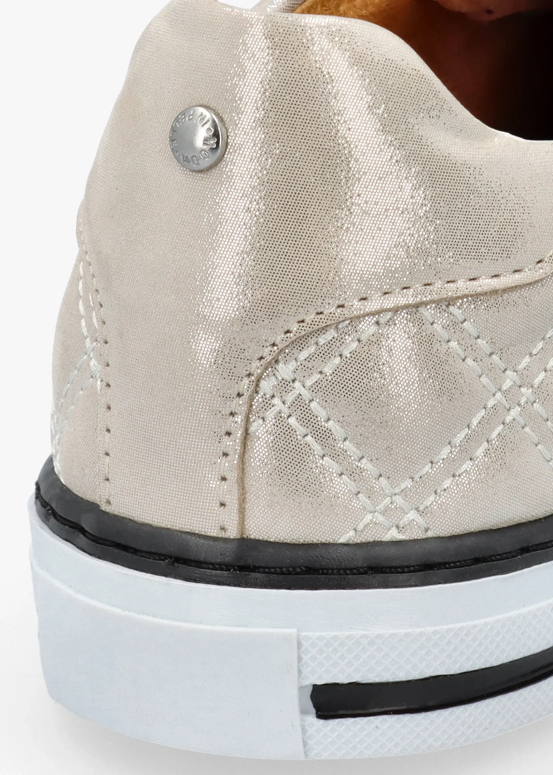 Arzon Diamond Quilted Stone Metallic Leather Trainers