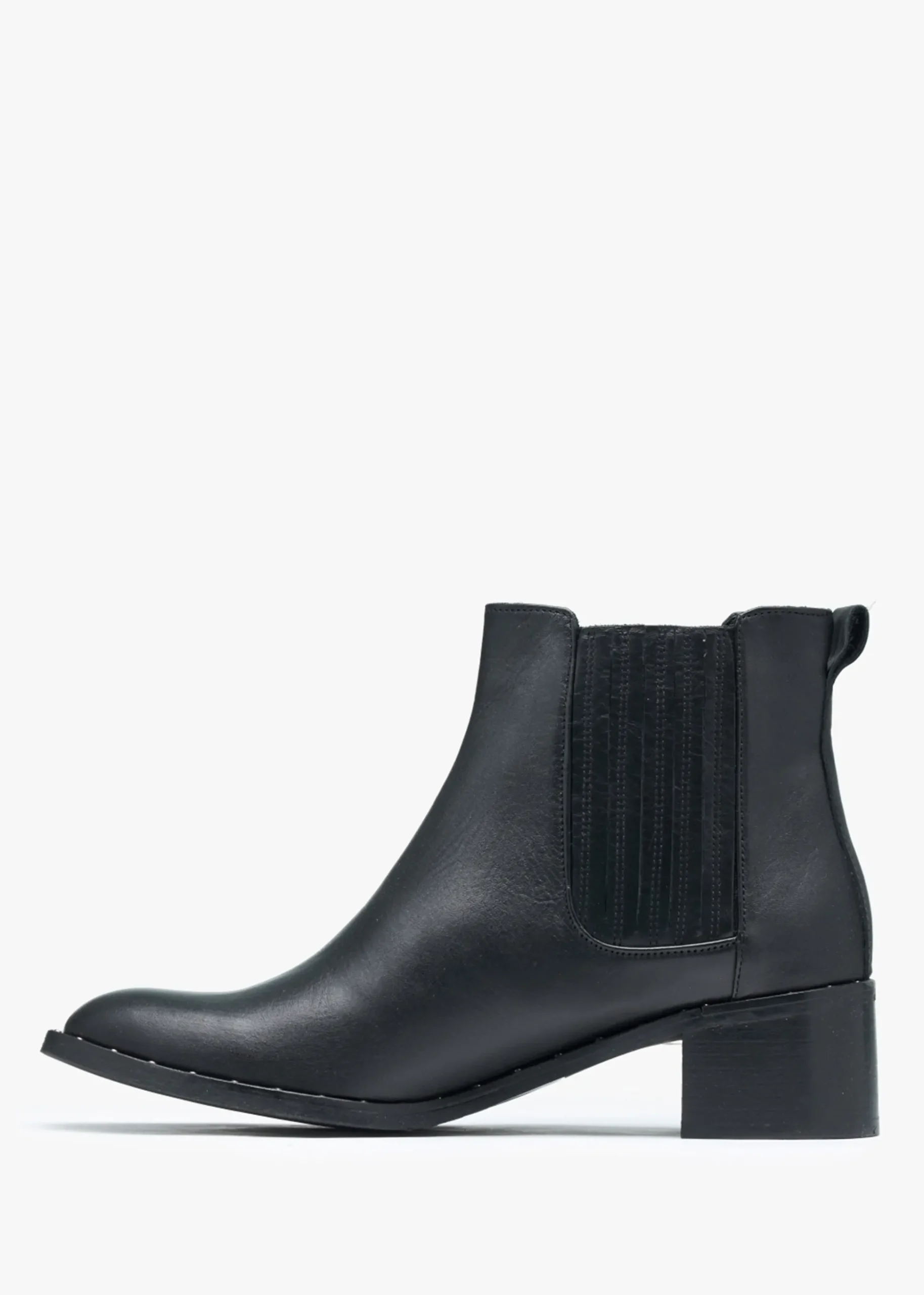 Baver Black Leather Chelsea Boots
