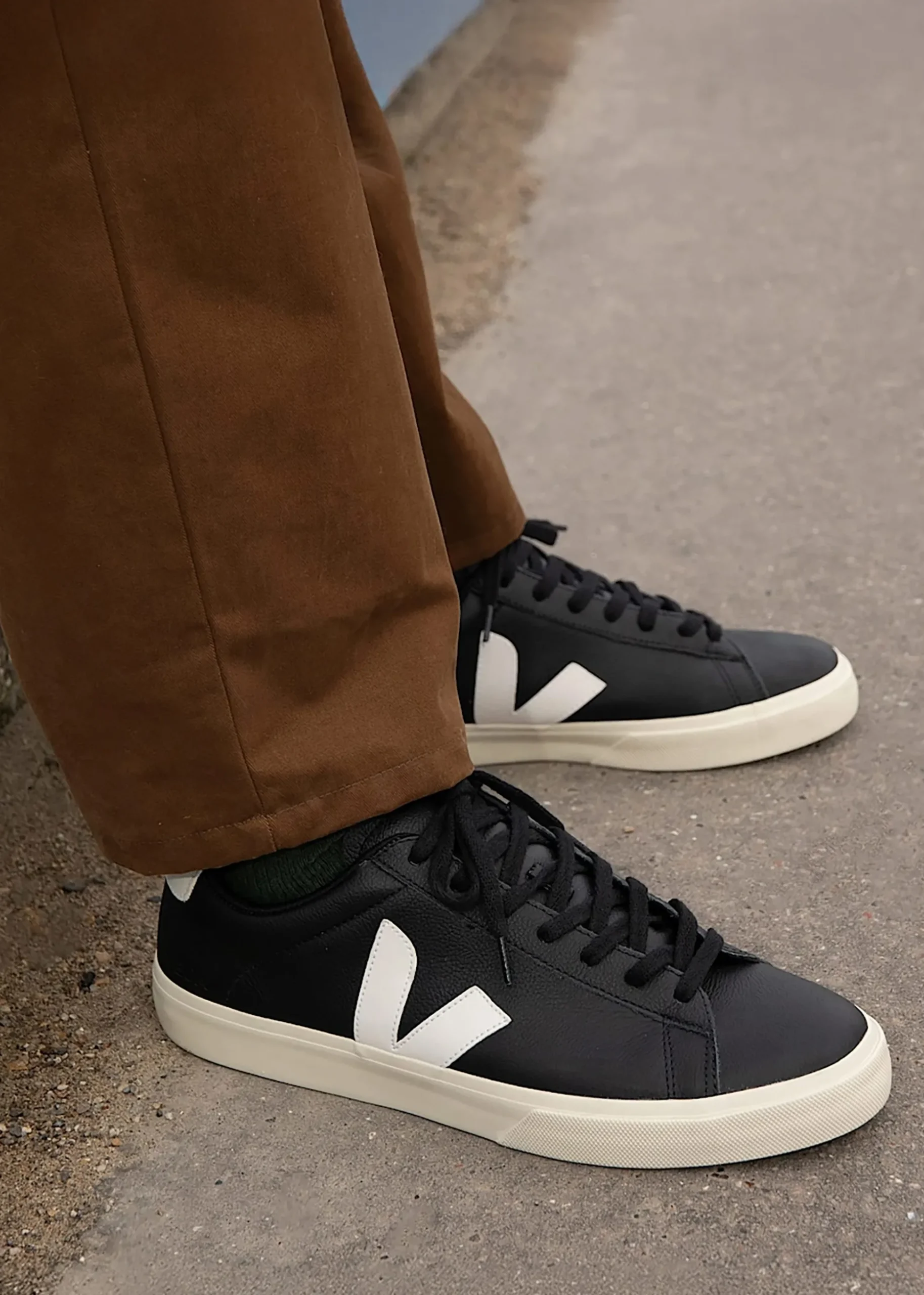 Campo Chromefree Leather Black White Trainers
