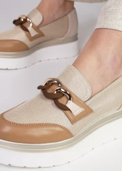 Chainy Beige Link Chain Flatform Loafers
