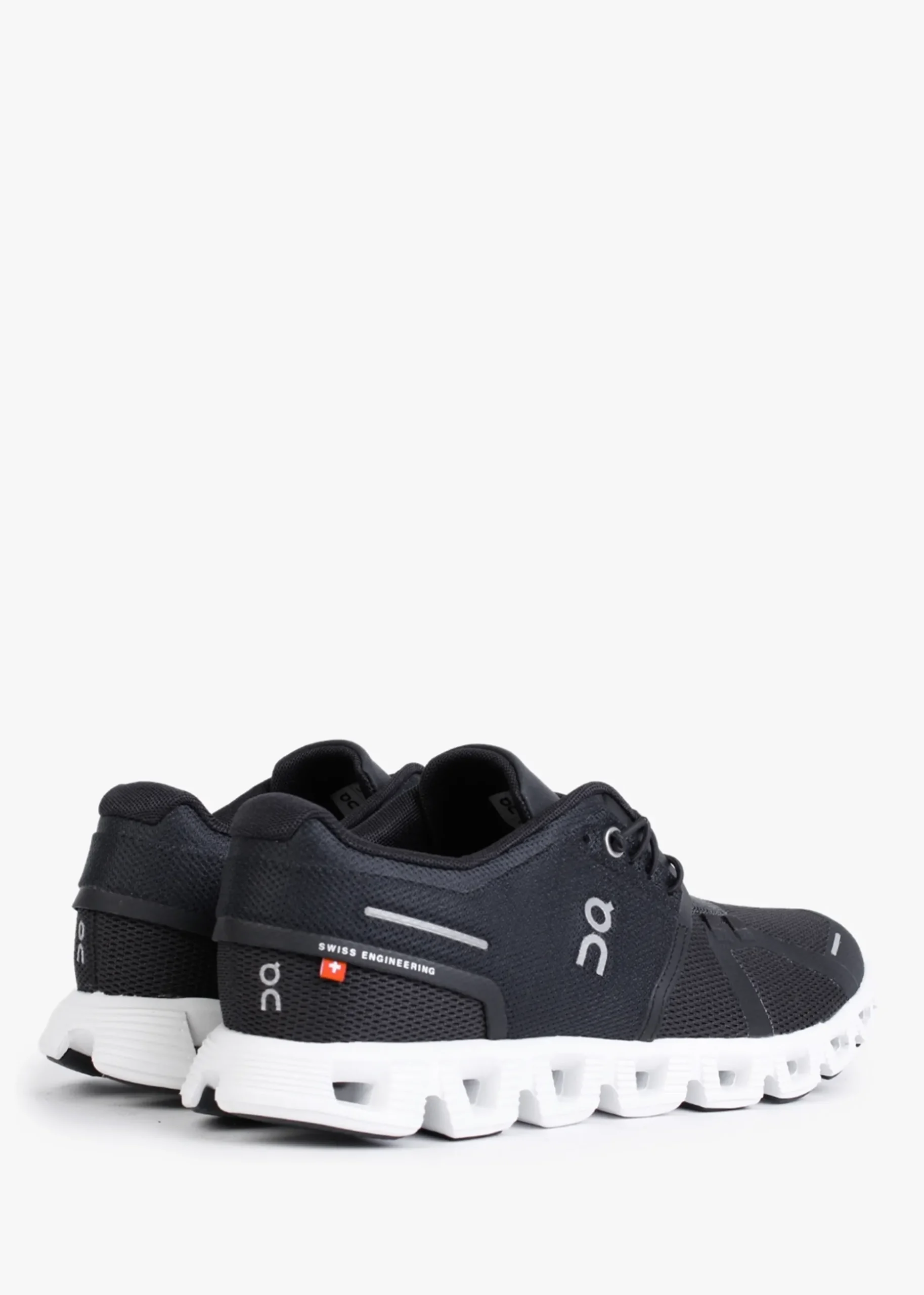 Cloud 5 Black White Trainers