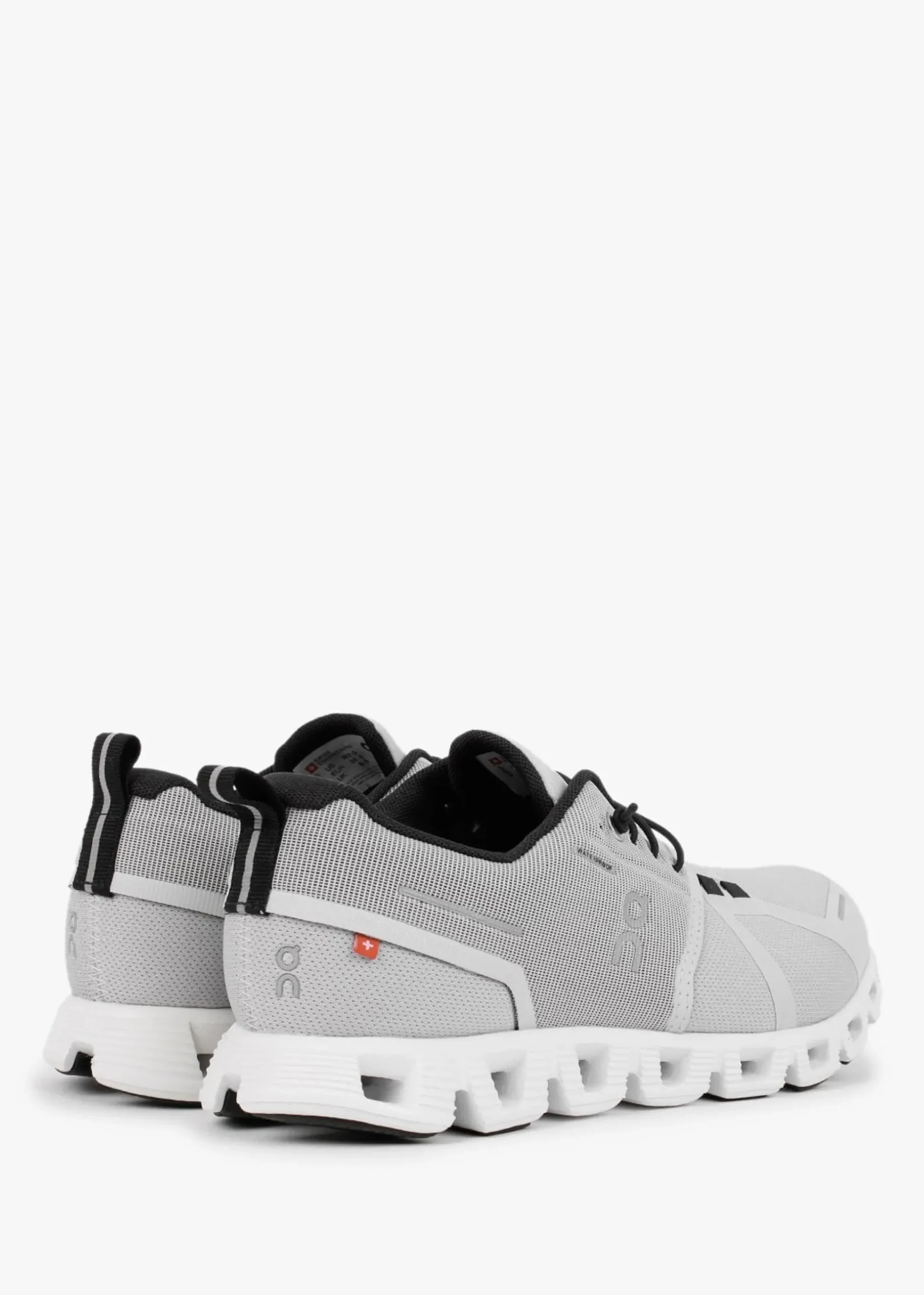 Cloud 5 Waterproof Glacier White Trainers