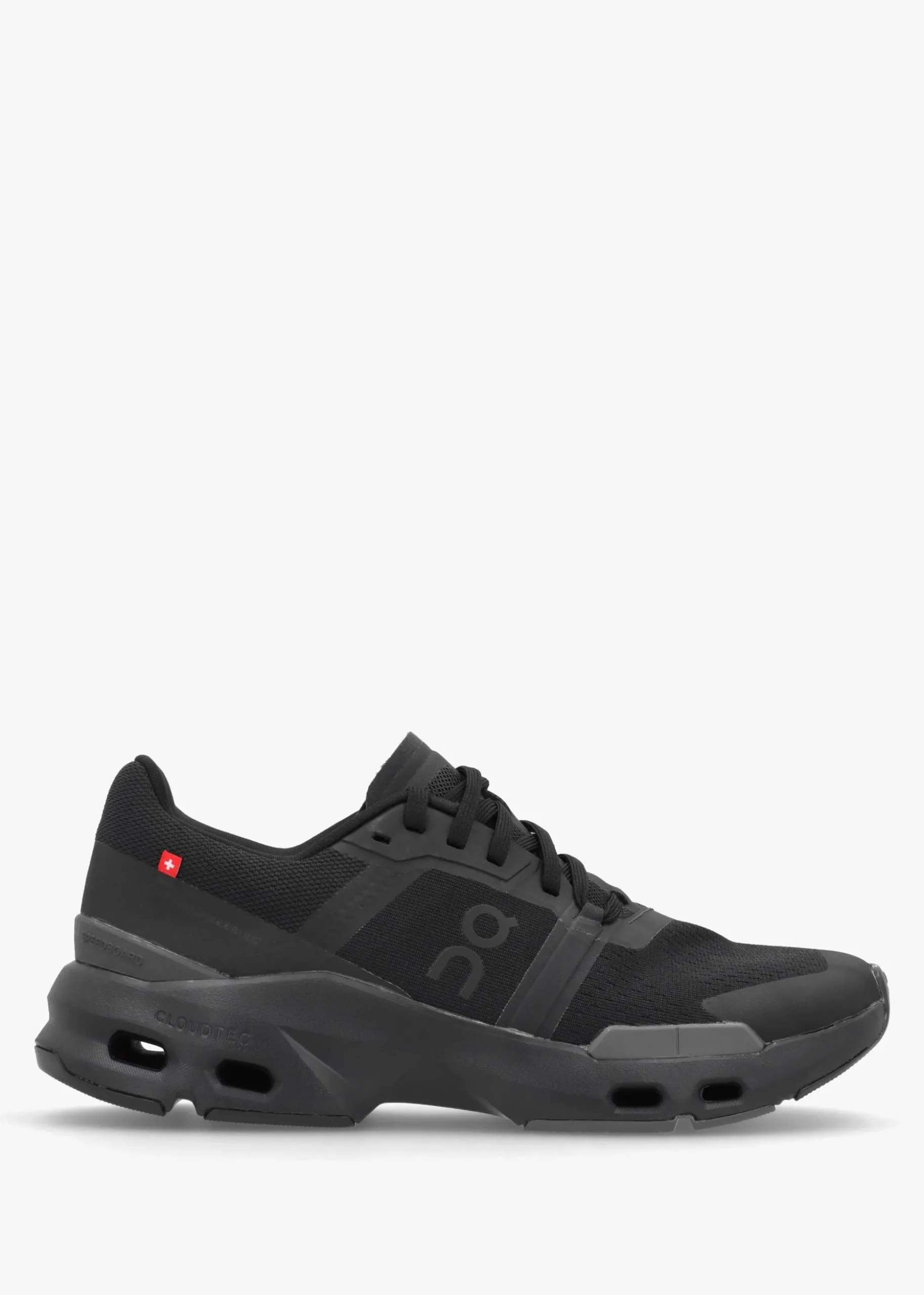 Cloudpulse Black Eclipse Trainers