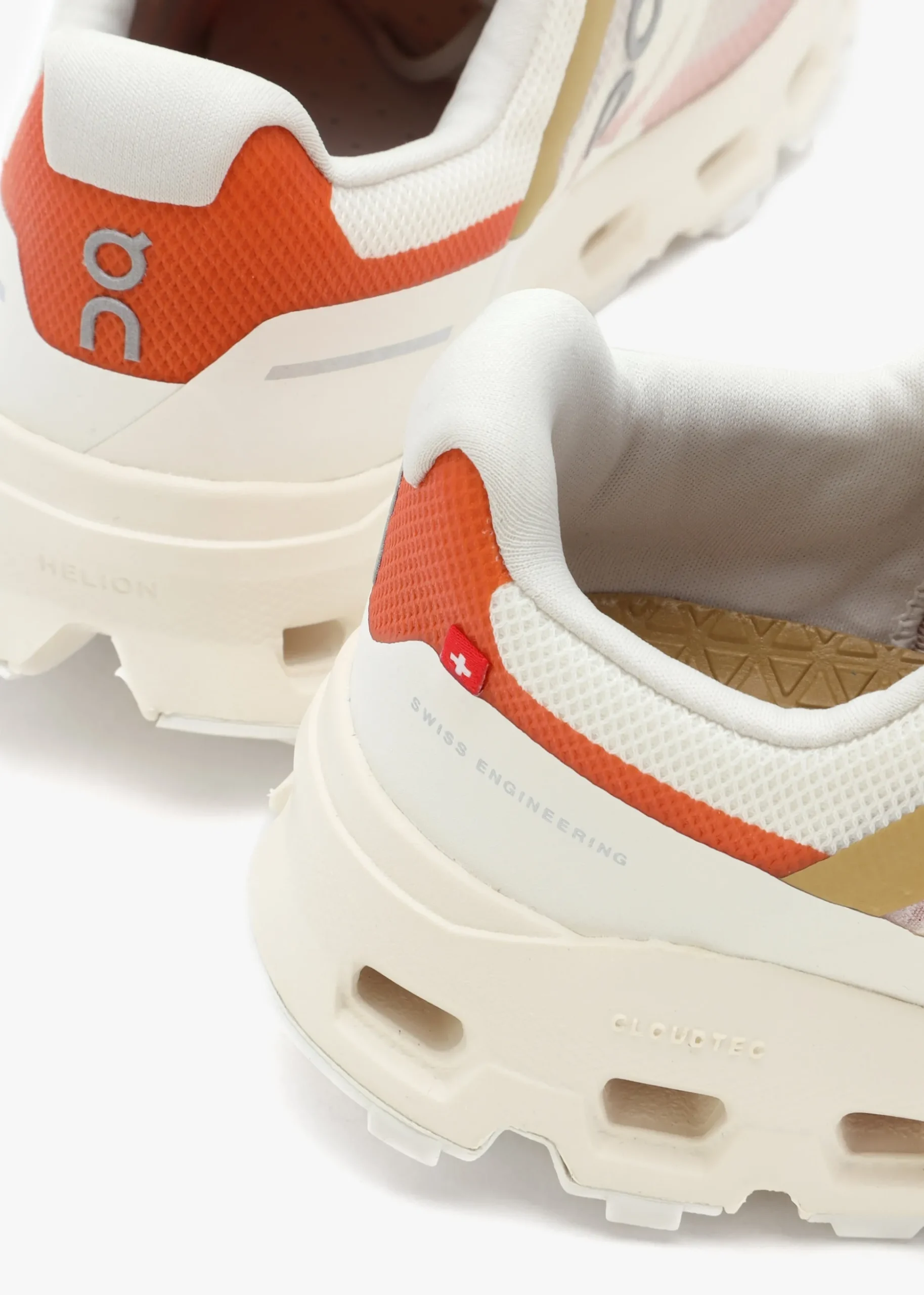 Cloudvista Ivory Bronze Trainers