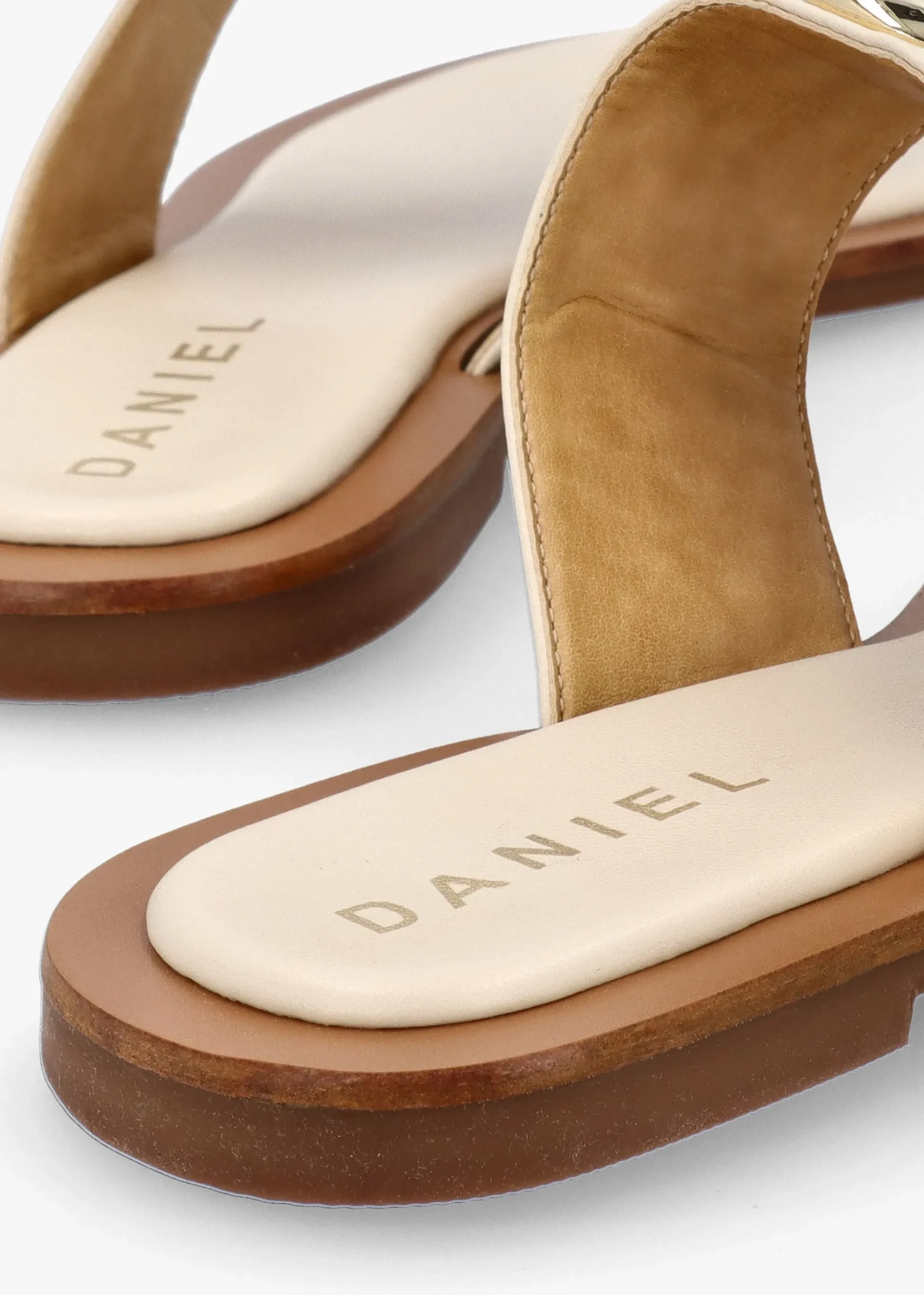 Costly Cream Leather Toe Post Sandals
