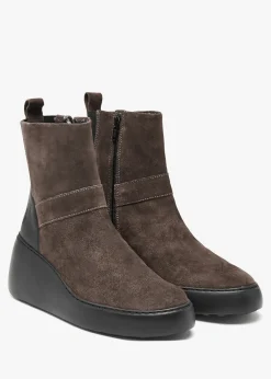 Doxe Anthracite Black Suede Wedge Boots