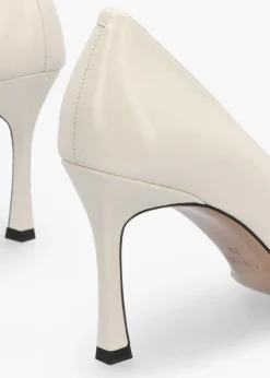 Elove Cream Leather Heart Toe Cap Court Shoes