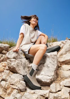 F-Mode Water-Resistant Minky Grey Fabric & Leather Flatform Chelsea Boots