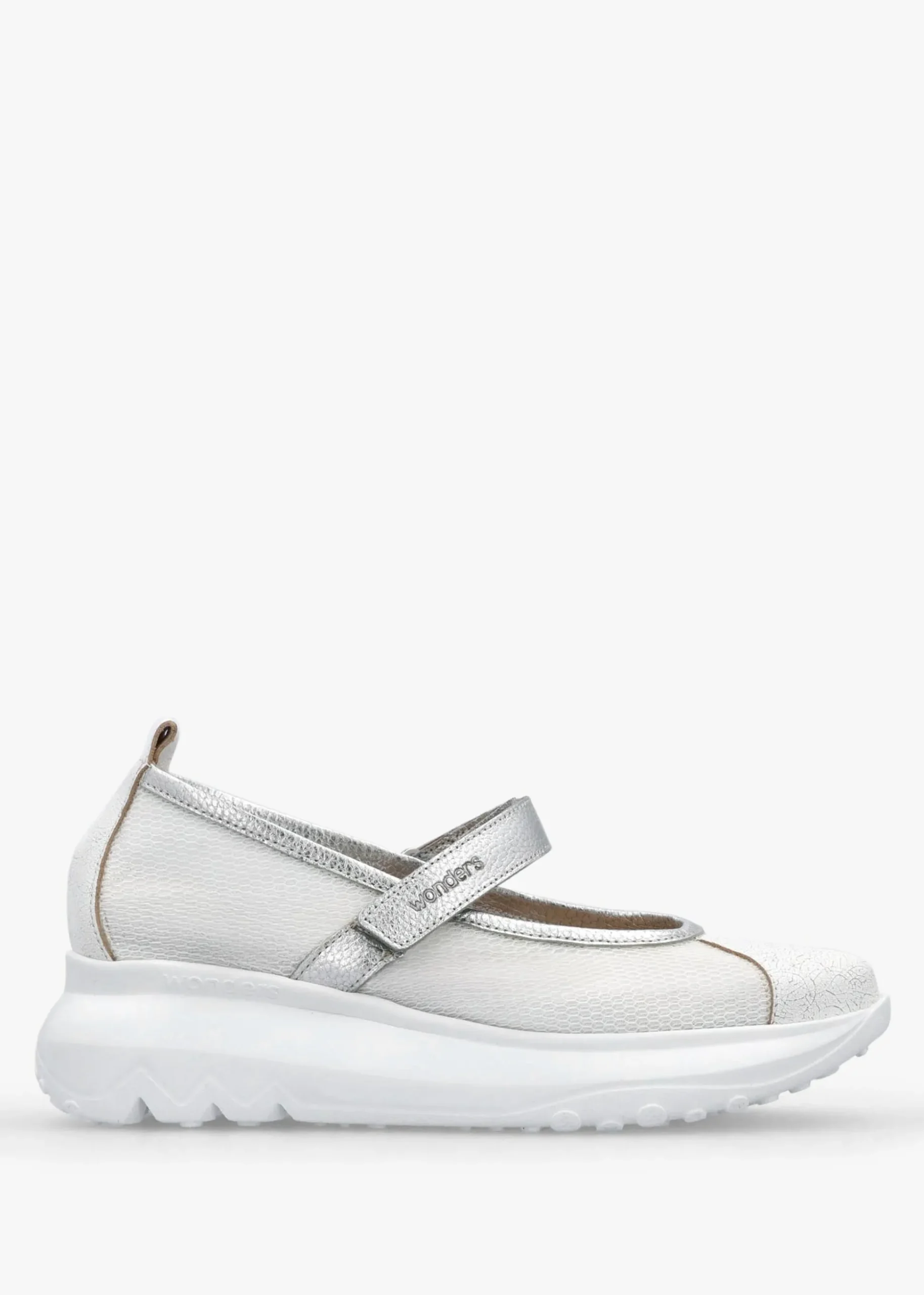 Isaura Off White Sporty Ballerina Pumps