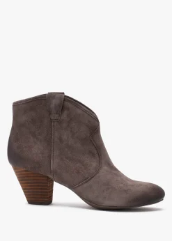 Jalouse Brown Suede Western Ankle Boots