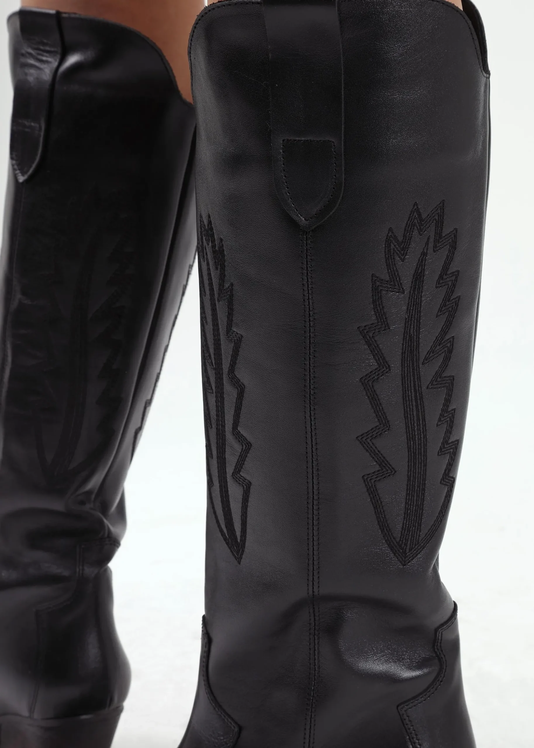 Kubra Black Leather Mid Height Cowboy Boots