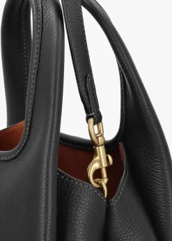 Lana 23 Black Leather Shoulder Bag