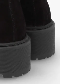 Lassi Black Suede Chunky Chelsea Boots