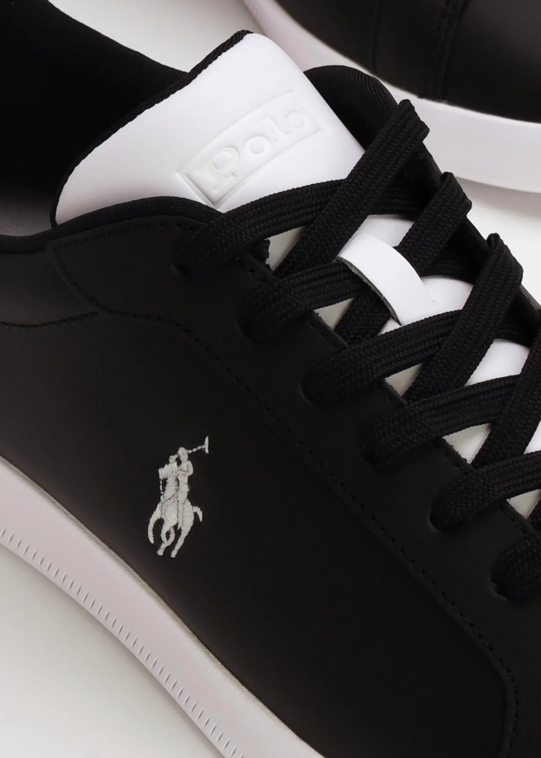 Men’s Heritage Court II Black White Leather Trainers