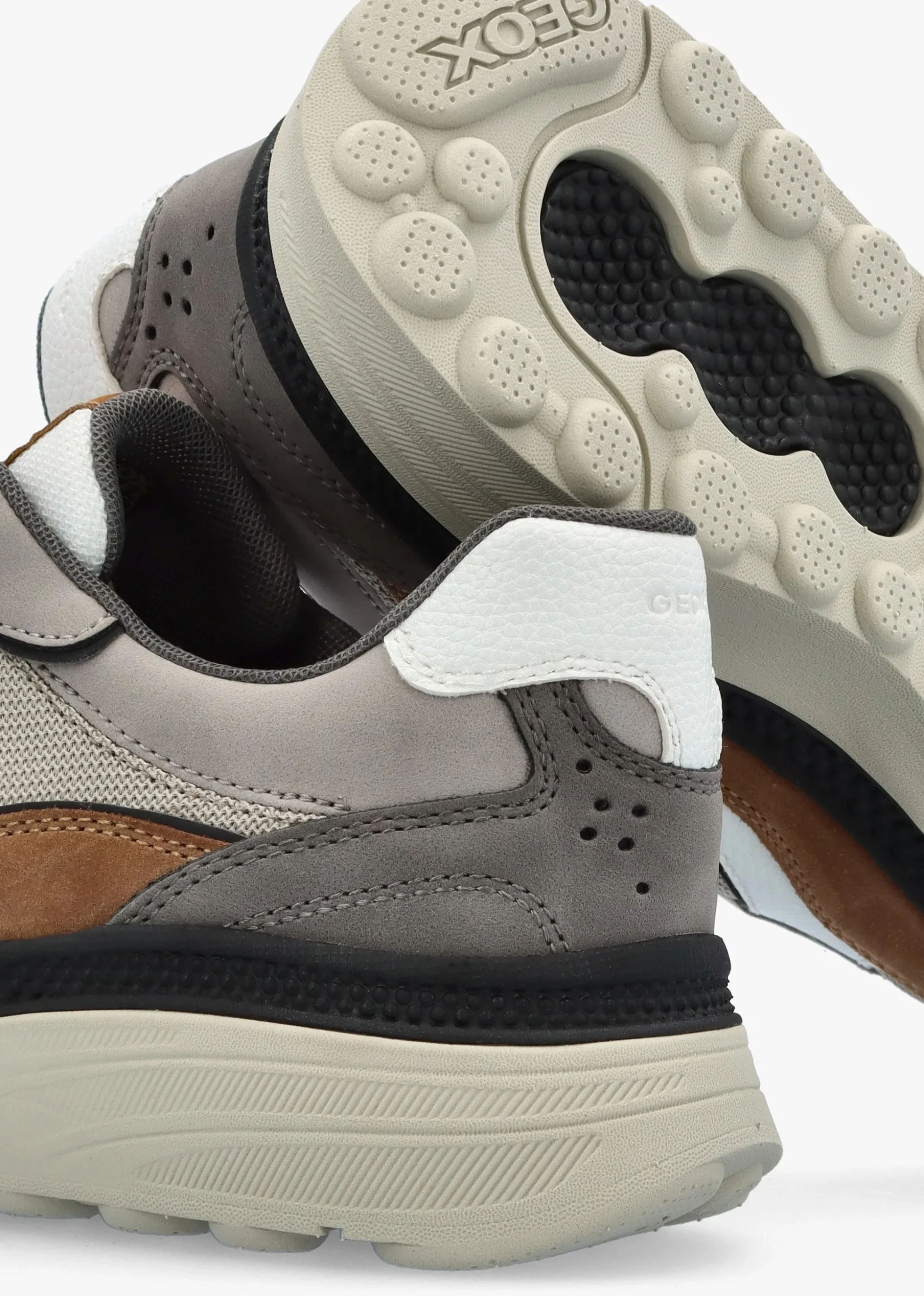 Men’s U Spherica Actif X1 Sand Toffee Trainers