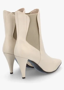 Nelly Cream Leather Cone Heel Chelsea Boots