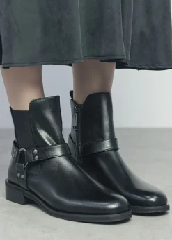Palanne Black Leather Chelsea Boots