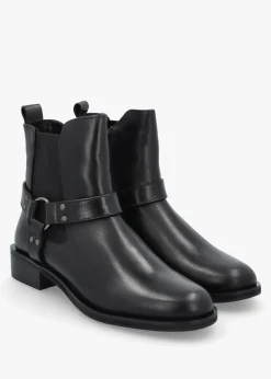 Palanne Black Leather Chelsea Boots