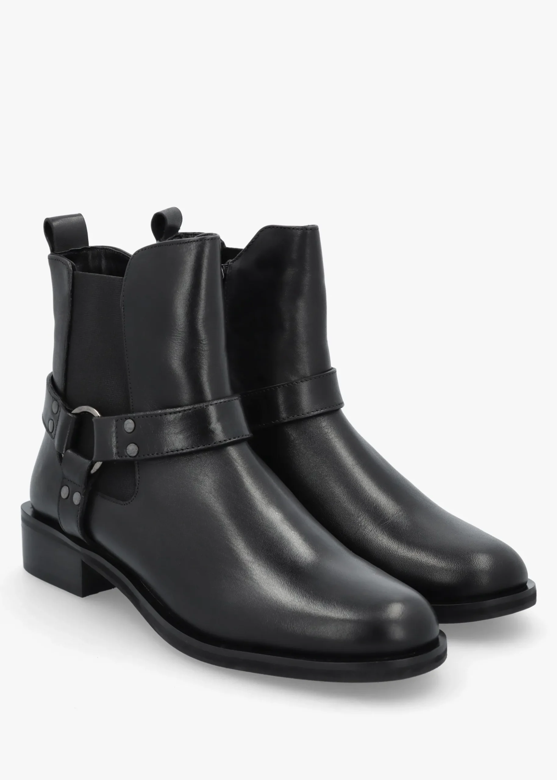 Palanne Black Leather Chelsea Boots