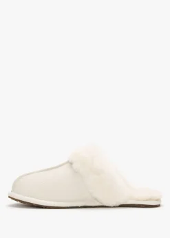 Pale Leather Sheepskin Closed Mule Slippers