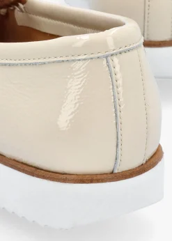 Passy Cream Patent Leather Tassel Loafers