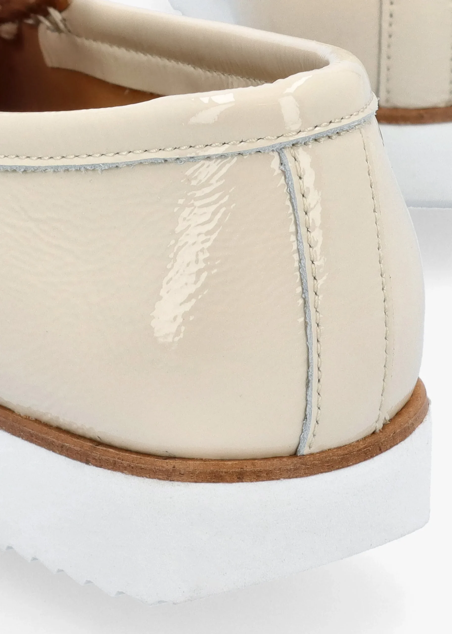 Passy Cream Patent Leather Tassel Loafers