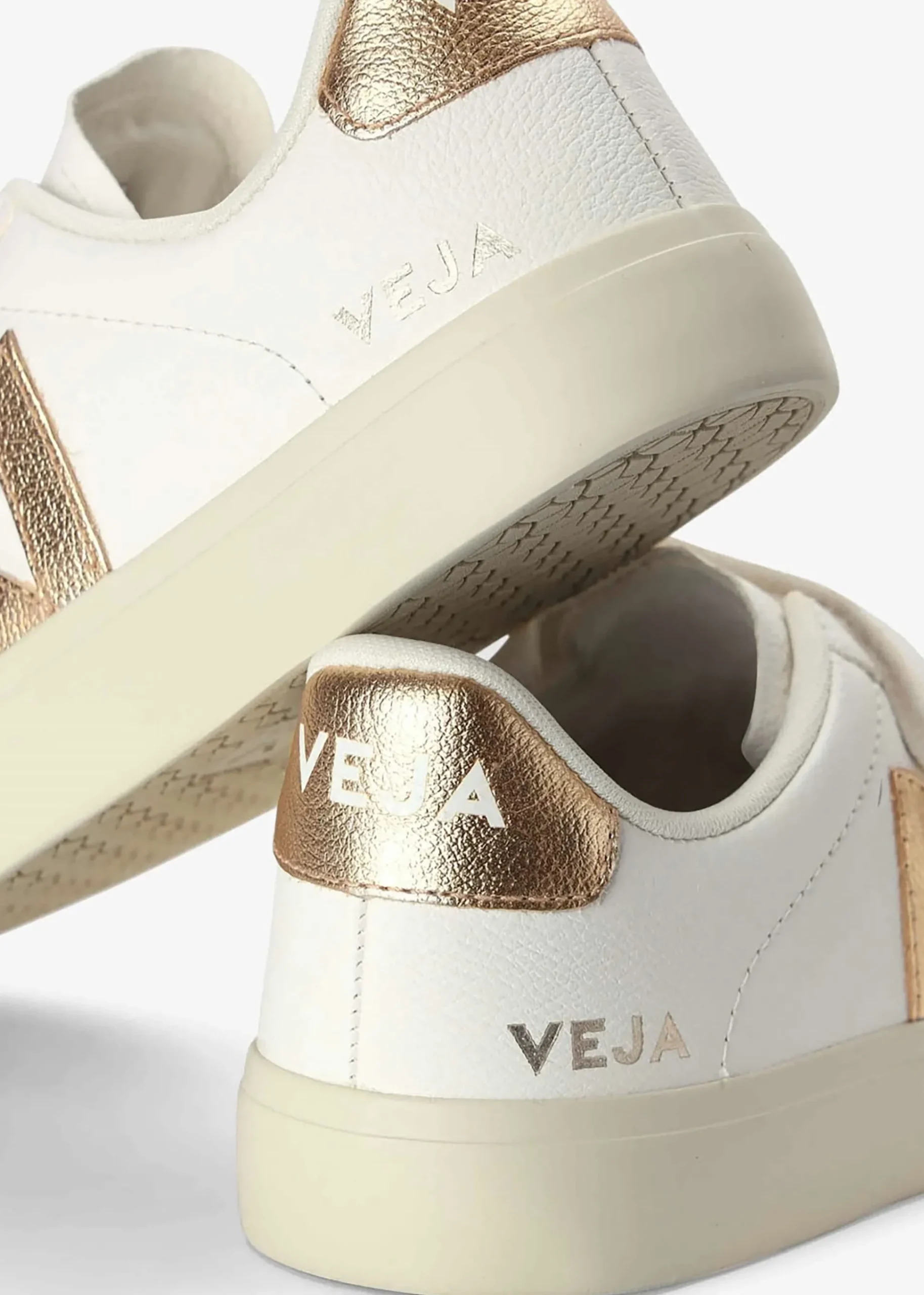 Recife Logo Chromefree Leather Extra White Plantine Trainers