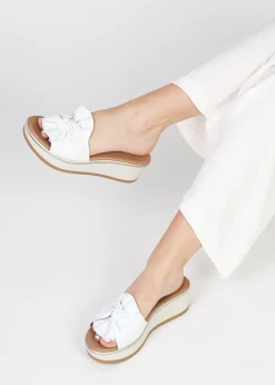Robow White Leather Knot Top Mules