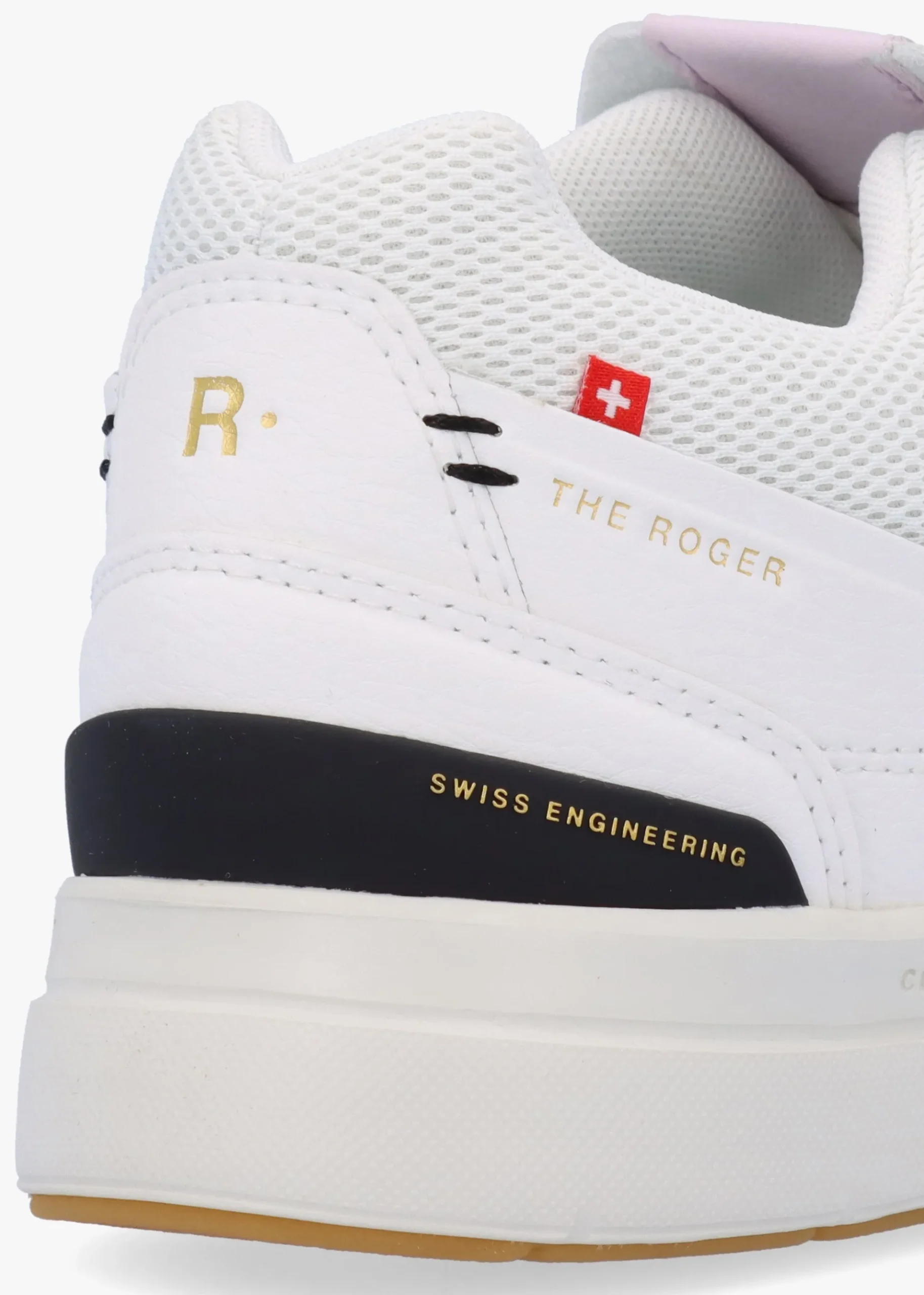 Roger Centre Court White Lily Trainers