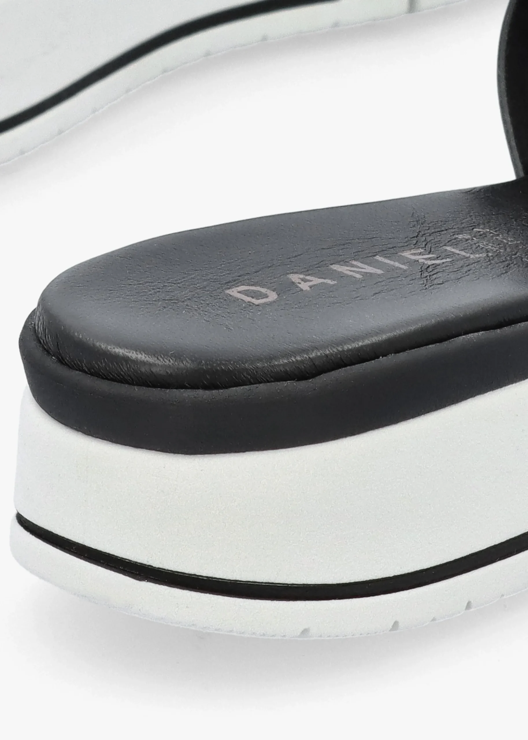Romoon Black Leather Circle Moon Mules