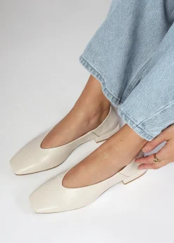 Saria Cream Leather Square Toe Ballet Pumps