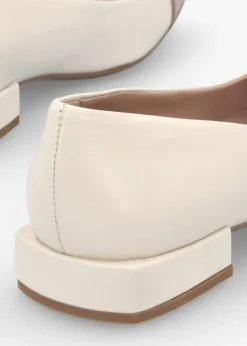 Saria Cream Leather Toe Cap Pumps