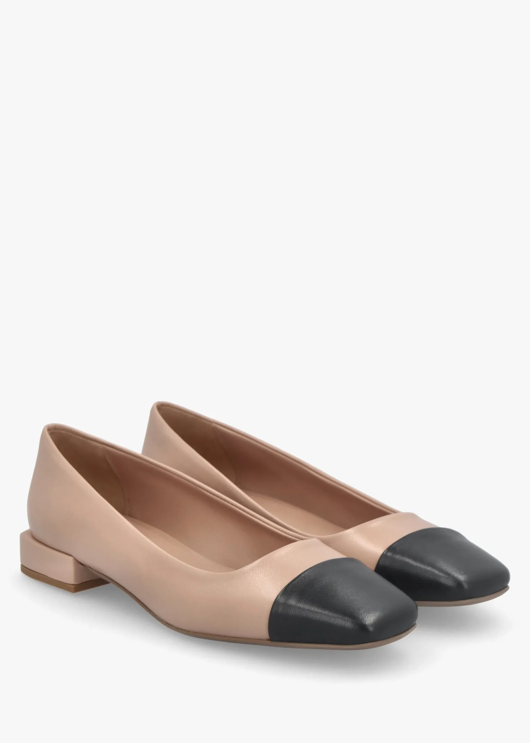 Saria Nude Leather Toe Cap Pumps