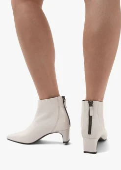 Sedda Cream Leather Low Heel Ankle Boots