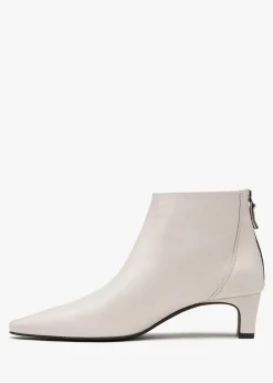 Sedda Cream Leather Low Heel Ankle Boots