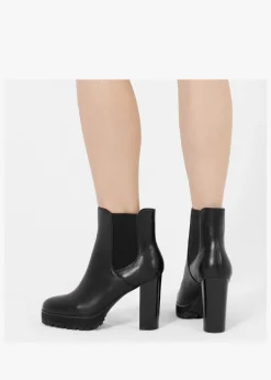 Slock Black Leather Block Heel Chelsea Boots
