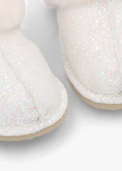 Soglit White Sheepskin Slippers