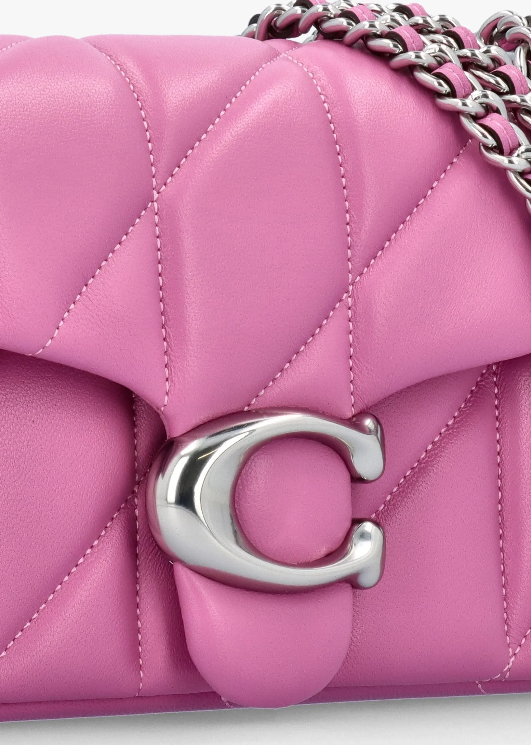Tabby 20 Quilted Fuchsia Leather Shoulder Bag