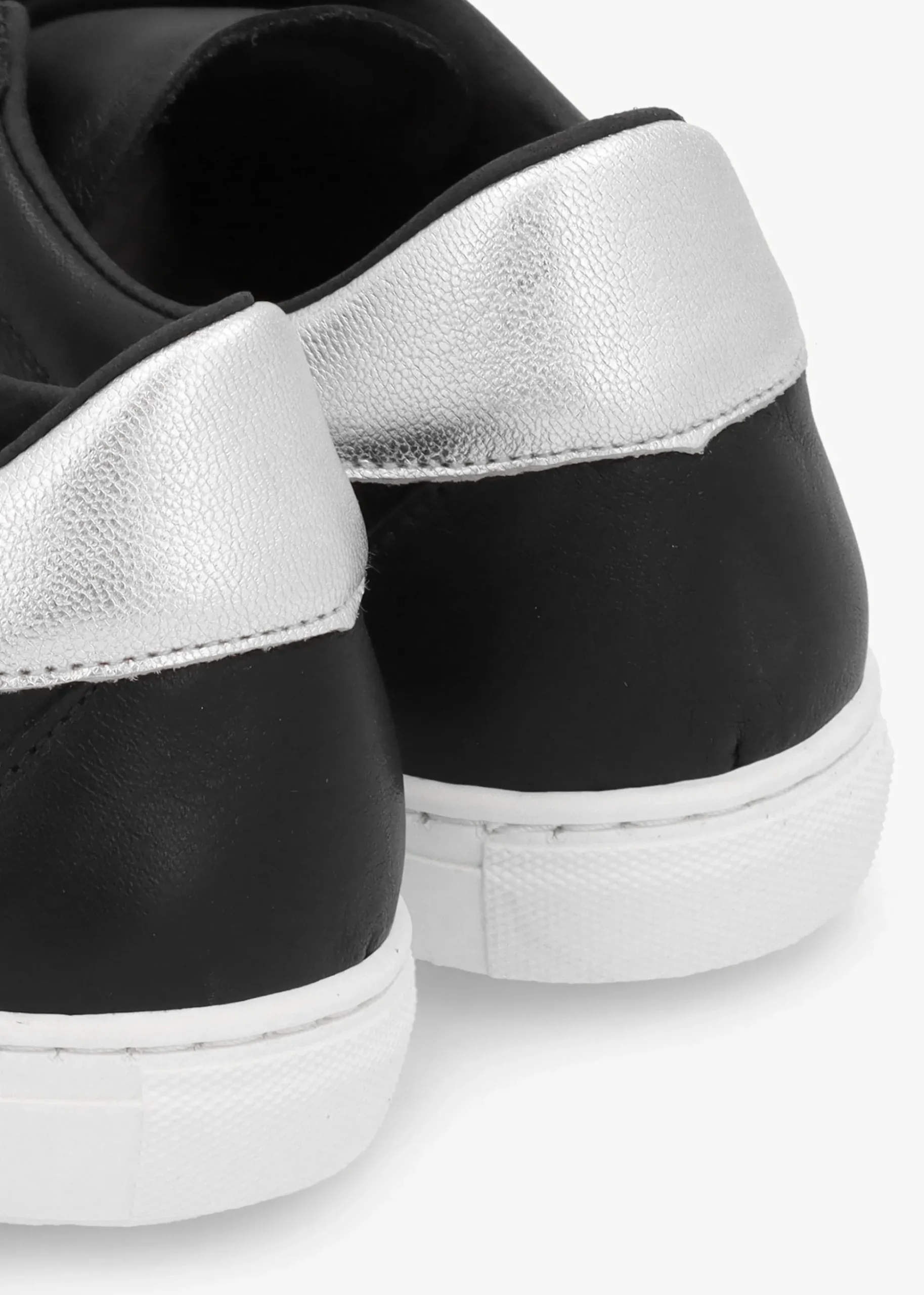 Thamby Black Leather Low Profile Trainers