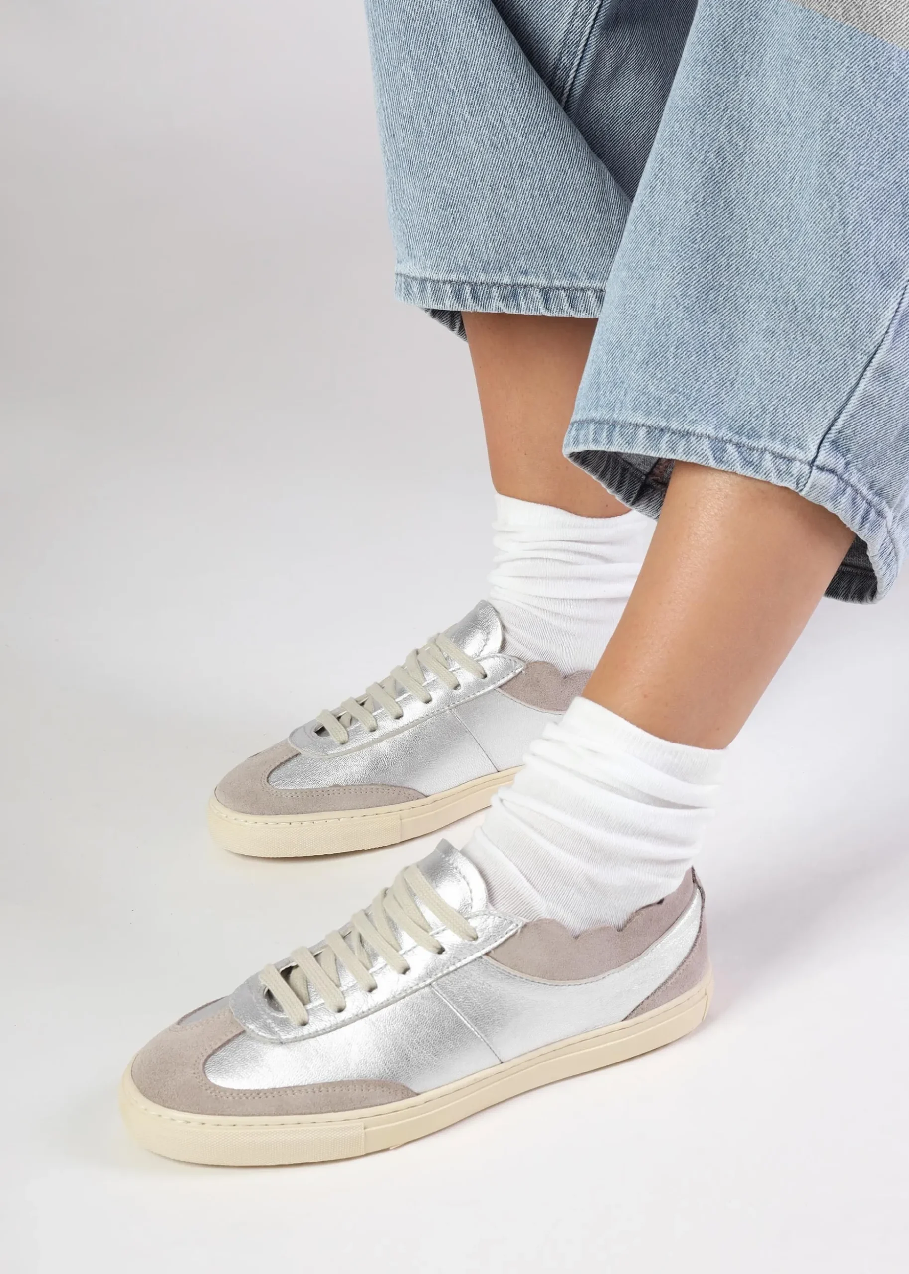 Thascal Silver Leather Low Profile Trainers