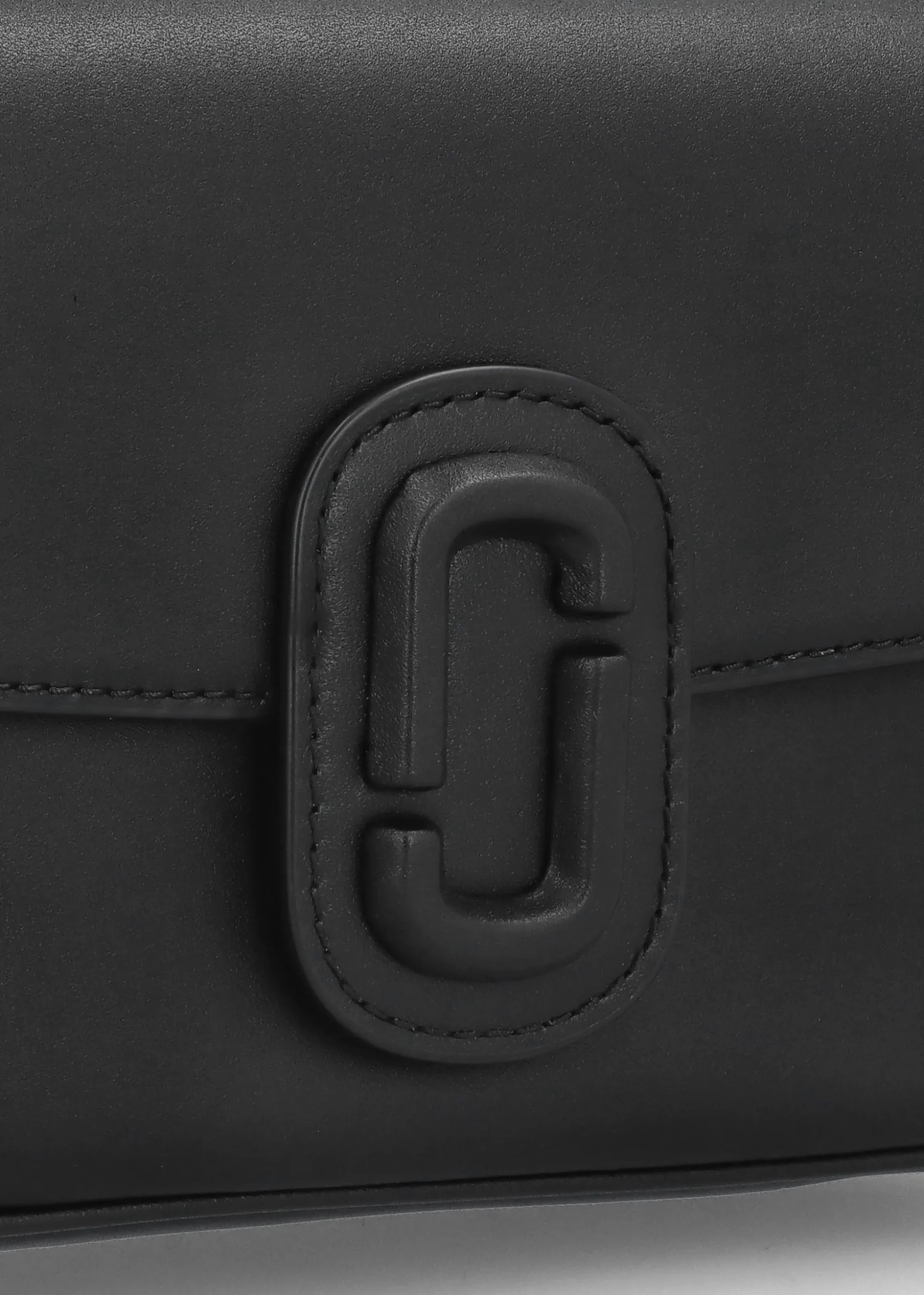 The Large Clover Black Leather Shoulder Bag