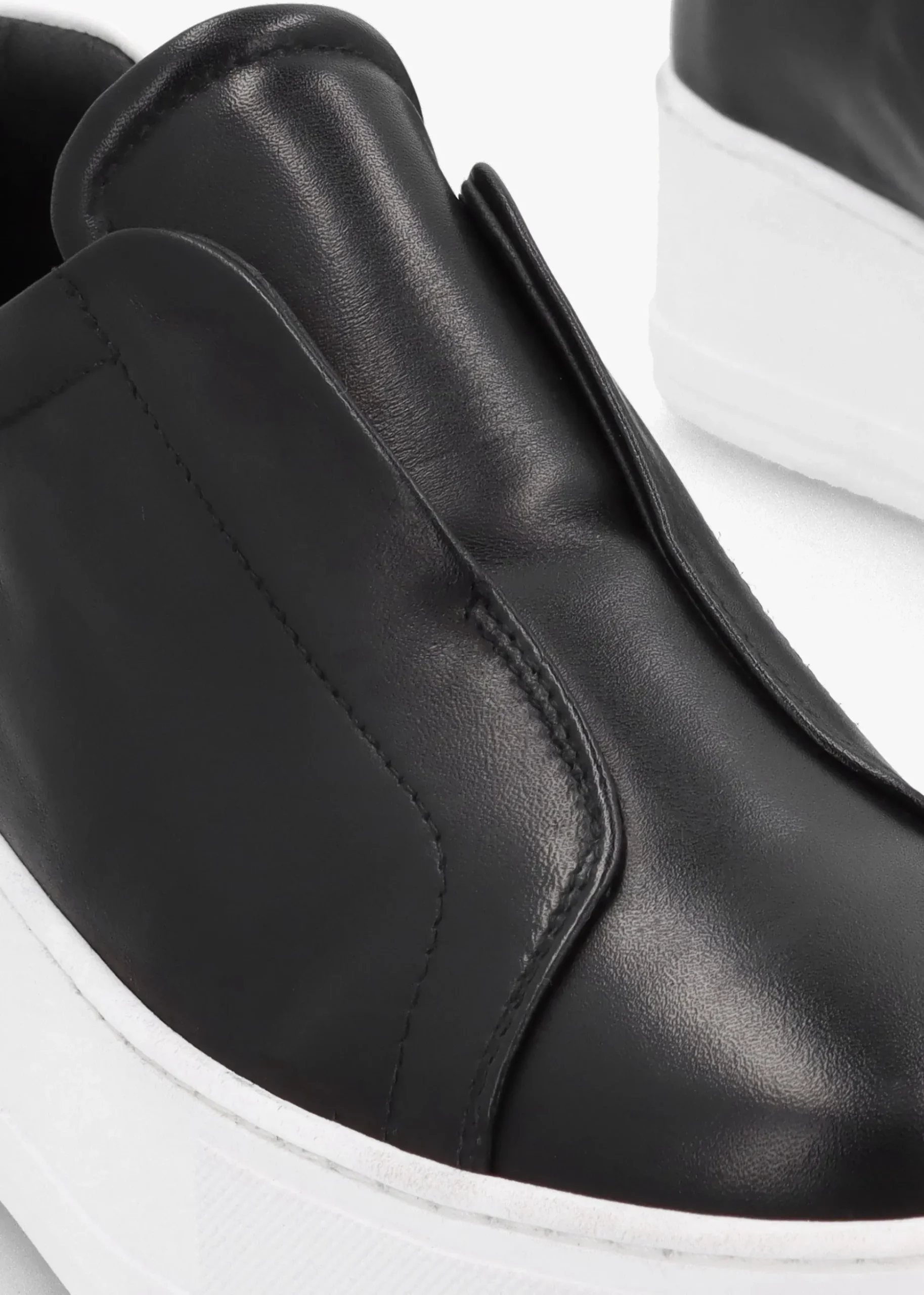 Tred Black Smooth Leather Laceless Flatform Trainers