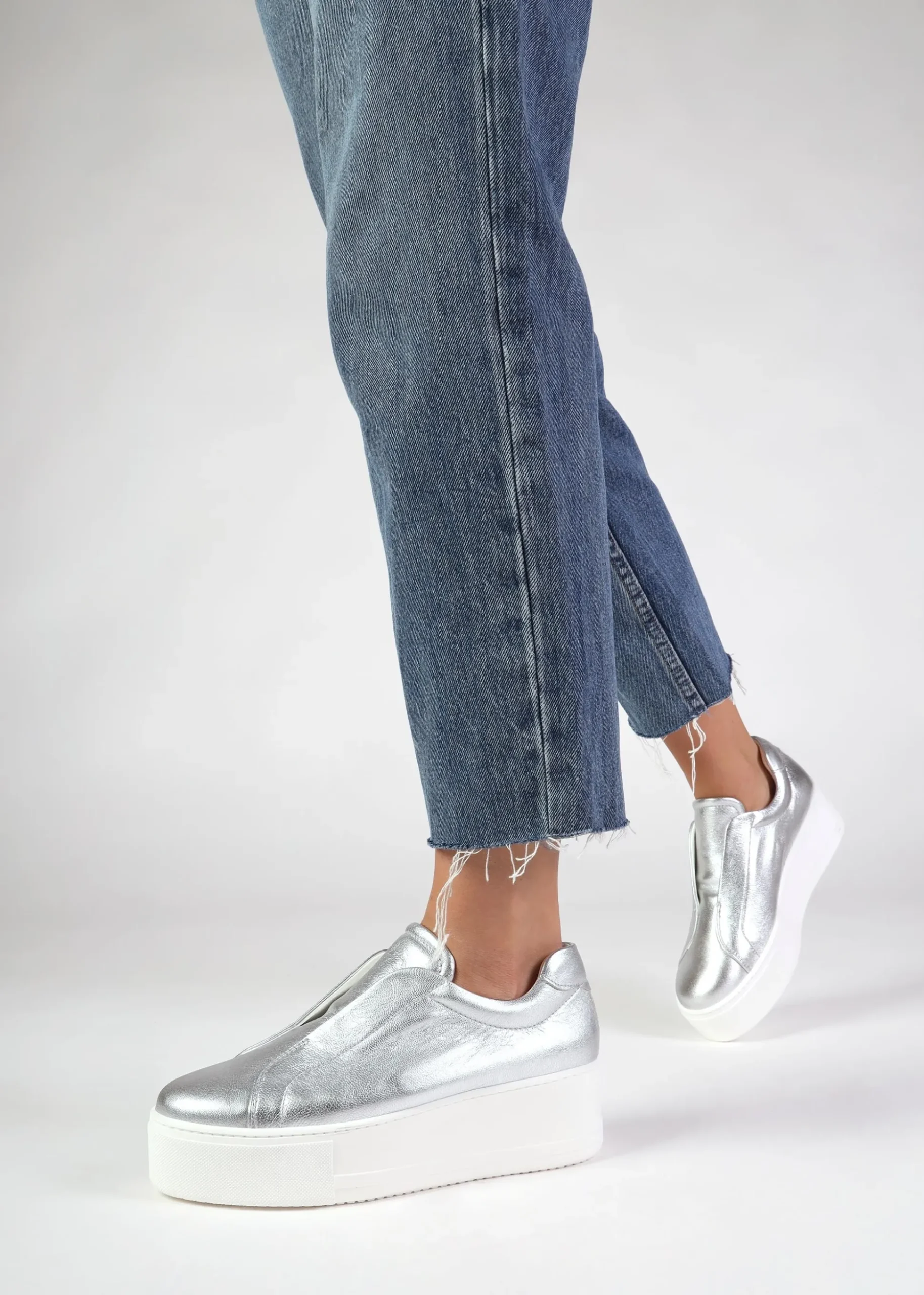 Tred Silver Leather Laceless Flatform Trainers