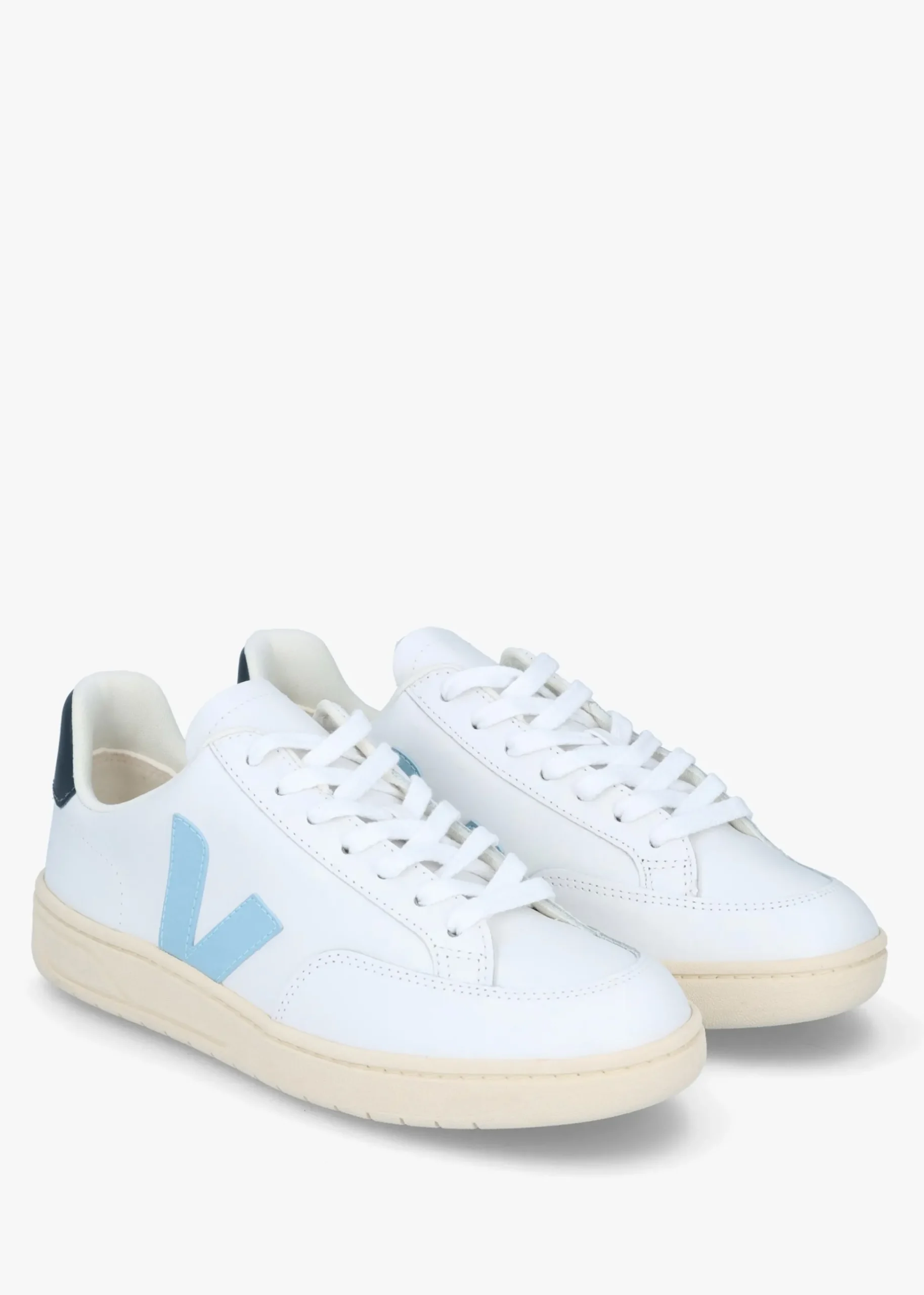 V-12 Leather Extra White Steel Nautico Trainers
