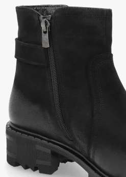 Voluptas Black Leather Ankle Boots