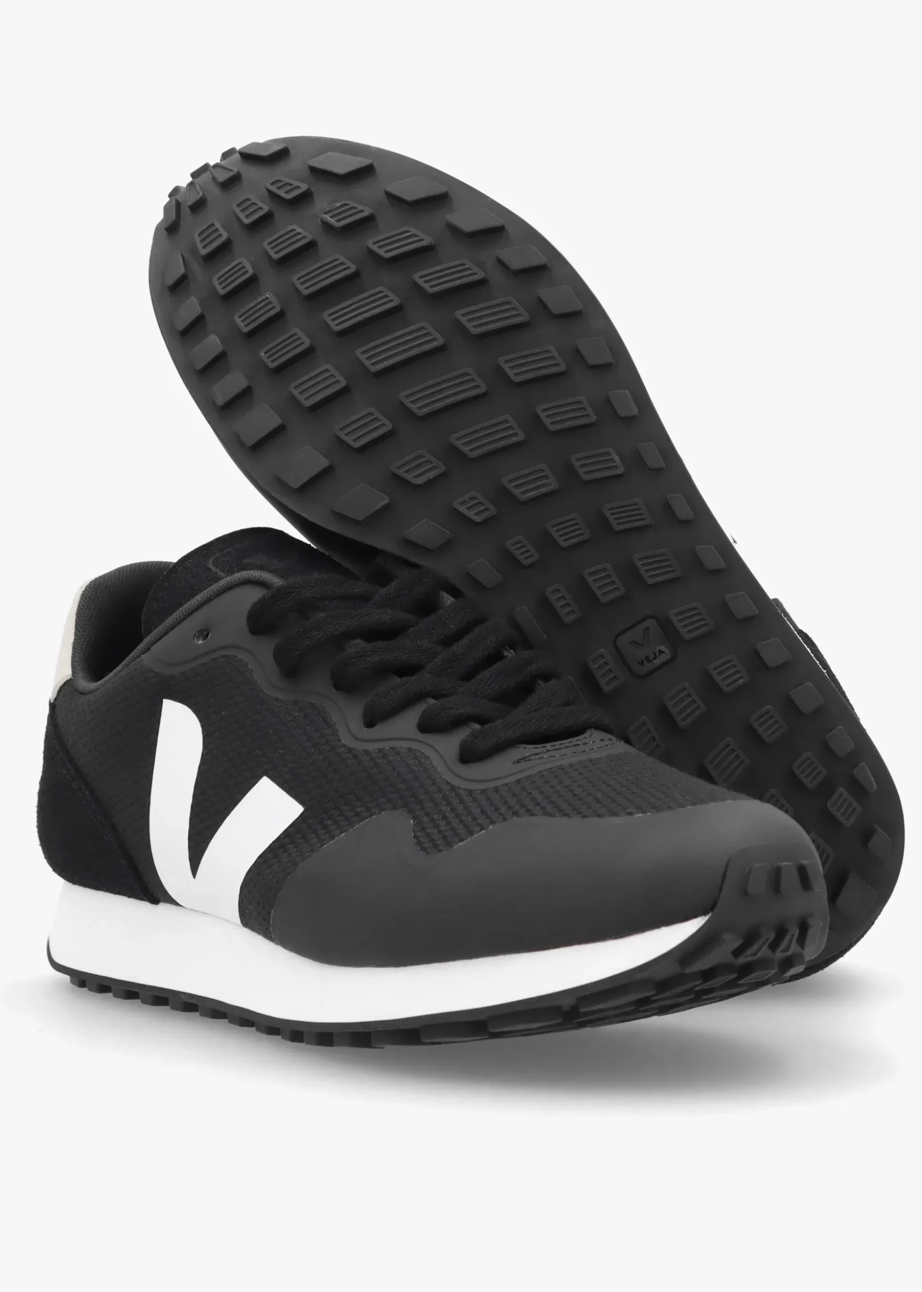 Women’s SDU TPU B-Mesh Vegan Black White Trainers